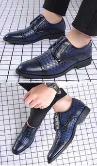 Fall New European Style British Large Size Men's Shoes Woven Fashion Brooch Carved Men's Formal Leather shoes