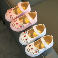 Spring And Autumn Girls' Leather Shoes Hollow