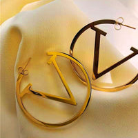 Silver Needle Circle English V Letter Brass Earrings
