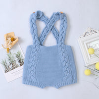 Knitted mahogany in pure color