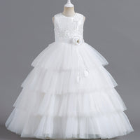 Children Host The Walk Show And Perform The Piano In A Fluffy Dress
