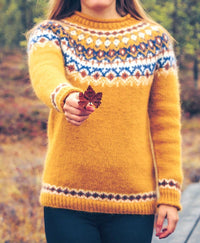 Women's Round Neck Multi-color Loose Fashion Pullover Sweater