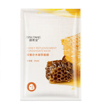 Moisturizing and moisturizing mask