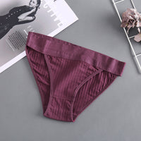 Solid color female briefs