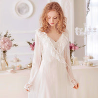 Long bathrobe nightdress