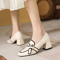 Womens Slip-On Loafers In Soft Leather With A Bow Design