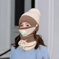 Warm knitted hat for cycling