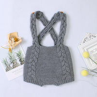 Knitted mahogany in pure color