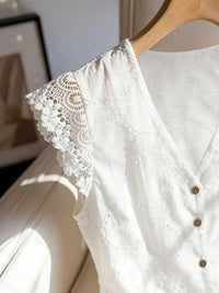 A New Summer Fashion And Simple Solid-color Hollowed-out Embroidered Lace Patchwork Shirt For Women