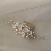 Ceramic Flower Hair Comb Bride Simplicity