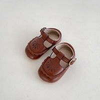 Girls Soft Non-slip Wear-resistant Soft Bottom Hollow Out Shoes