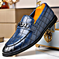 Embossed Pedal Horsebit Buckle Business Casual Youth Shoes