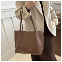 Fashionable All-match Portable Casual Messenger Bag