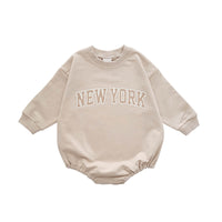 Infant Rompers Loose Western Style Letters NEW YORK Boys And Girls Baby Triangle Rompers