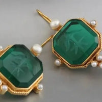 Retro-style Fashion Earrings For Women In Europe And The US