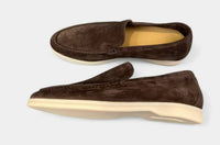 Summer Loafers With A Casual Flat Bottom And One Foot Kick