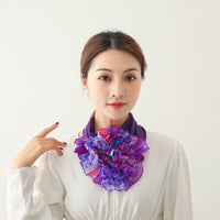 Women's bib scarf
