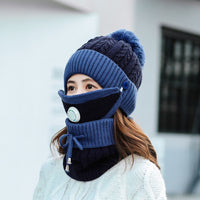 Warm knitted hat for cycling