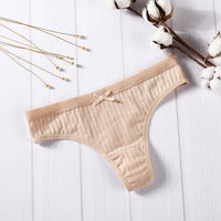 Breathable seamless low-waist briefs