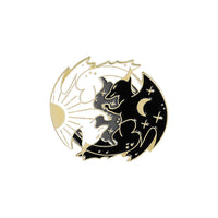 Embracing Gossip Illustration Creative Brooch Small Animal Badge