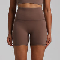 Nude Feel Yoga Quick-drying Breathable Slim Fit Sports Shorts