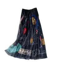 High-Waisted Slimming A-Line Maxi Skirt With Floral Print And Mesh Fabric