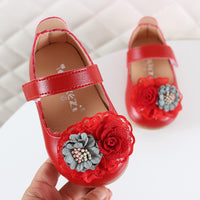 Soft sole baby shoes