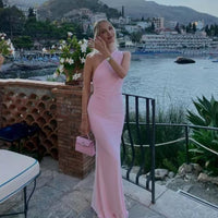 Long Figure-hugging Mermaid-style Beach Dress