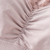 Gathered bra without steel ring