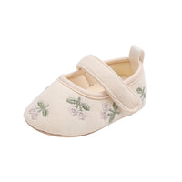 Cotton Spring Small Flower Embroidery Baby's Shoes Female Treasure