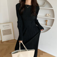 Pleated Design Elastic Waist Bag Hip Long Sleeves With Silver Group