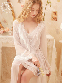 Long bathrobe nightdress
