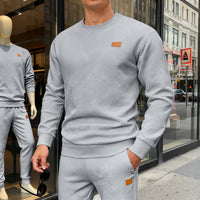 Simple Relaxed-fit Crew-neck Sweatshirt With A Textured Weave For Everyday Wear