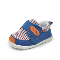Rubber soled antiskid baby shoes