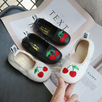 Cherry Set Foot Soft Sole Casual Leather Shoes