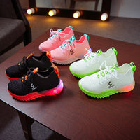 Children's shoes LED lights up