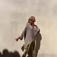 Womens Fashion V-Neck Loose-Fitting Knitted Pullover Sweater