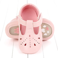 Hollow baby toddler shoes