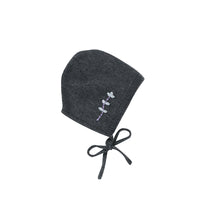 Hand-embroidered Knitted Windproof Earflap Hat