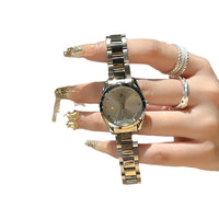 Exquisite Ladies Steel-band Wristwatch