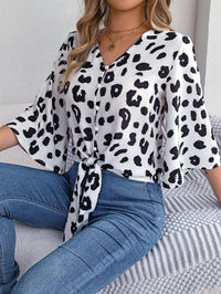 Womens Casual Fitted Blouse With Lace-up Details