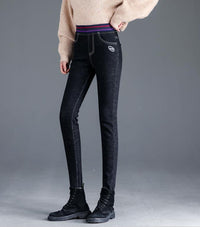 Outer wear warm stretch and fleece elastic waist jeans