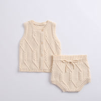 Knitted children's suit