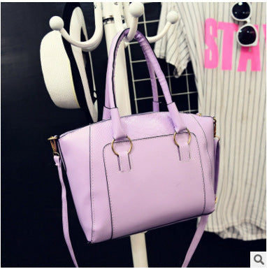 Retro trend large capacity handbag