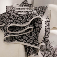 Mulberry Silk Light Skin-friendly Fashion Women's Elegant Decorative Silk Scarf