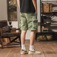 Men's Multi-Pocket Cargo Shorts Retro Loose Straight-Leg Casual Style
