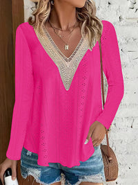 Lace-trimmed Patchwork V-Neck Plus-Size Long-Sleeve T-Shirt