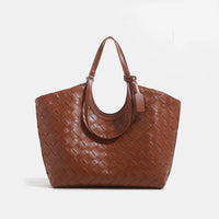 Womens Niche Fashion Commuter Large-Capacity Shoulder Under-Arm Bag
