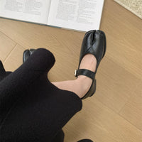 Split-toe Pig Trotter Shoes Women's Soft Sole Retro Mary
