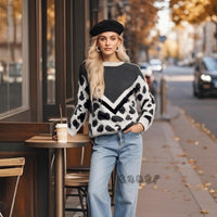 Women's Plush Printed Knitted Pullover With Round Neck And Leopard Print